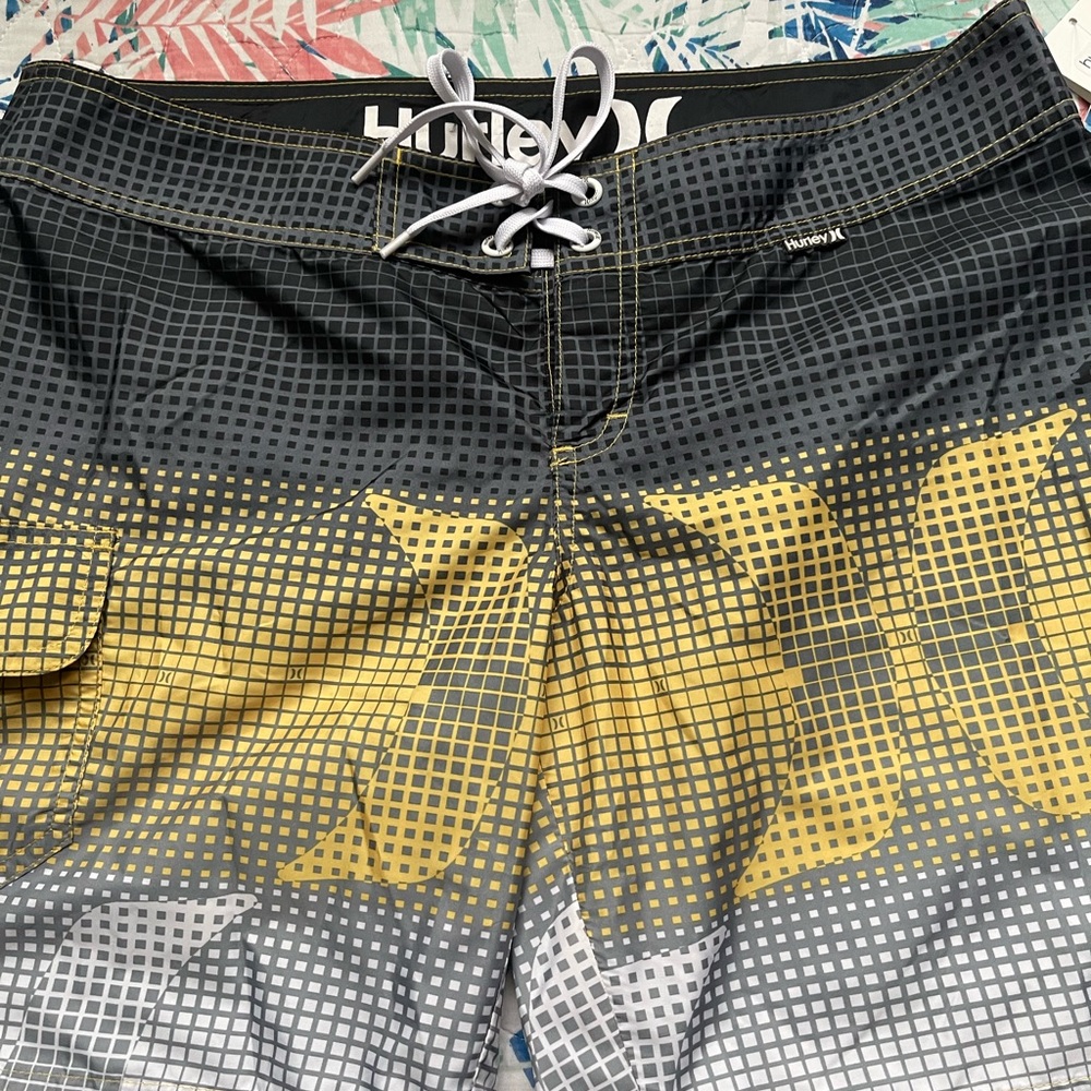 Brand new short